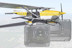 Flugzeug Cessna 172 und Kamera FUJI GFX 100