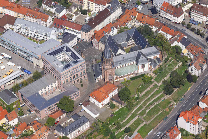 Luftaufnahme Aschaffenburg - Basilika in Aschaffenburg | Unterfranken, Bayern