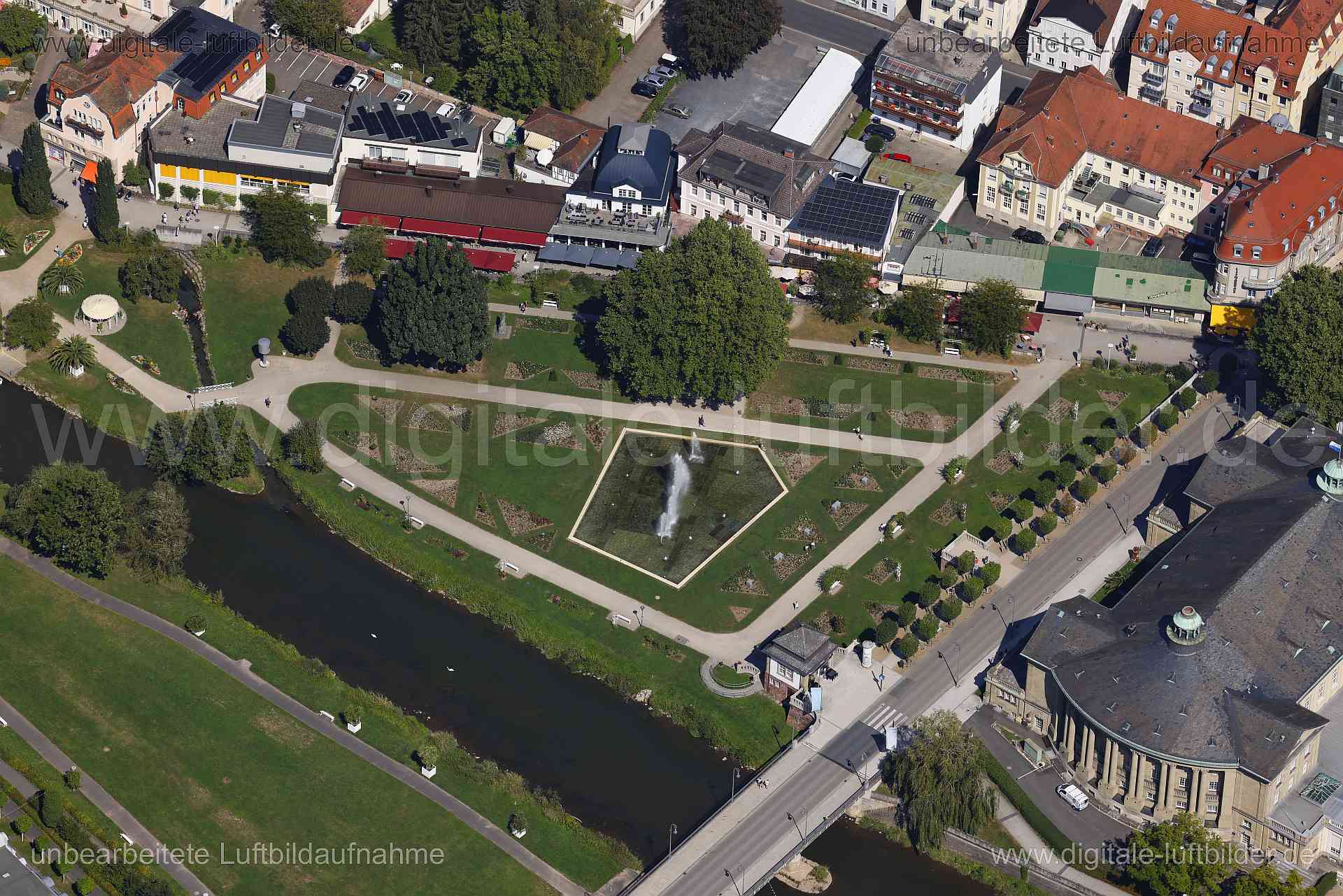 Luftaufnahme Bad Kissingen - Multimediabrunnen in Bad Kissingen | Unterfranken, Bayern