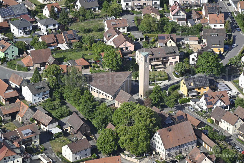 Luftaufnahme Unsere Liebe Frau Kirche, Dechsendorf in Dechsendorf | Mittelfranken, Bayern