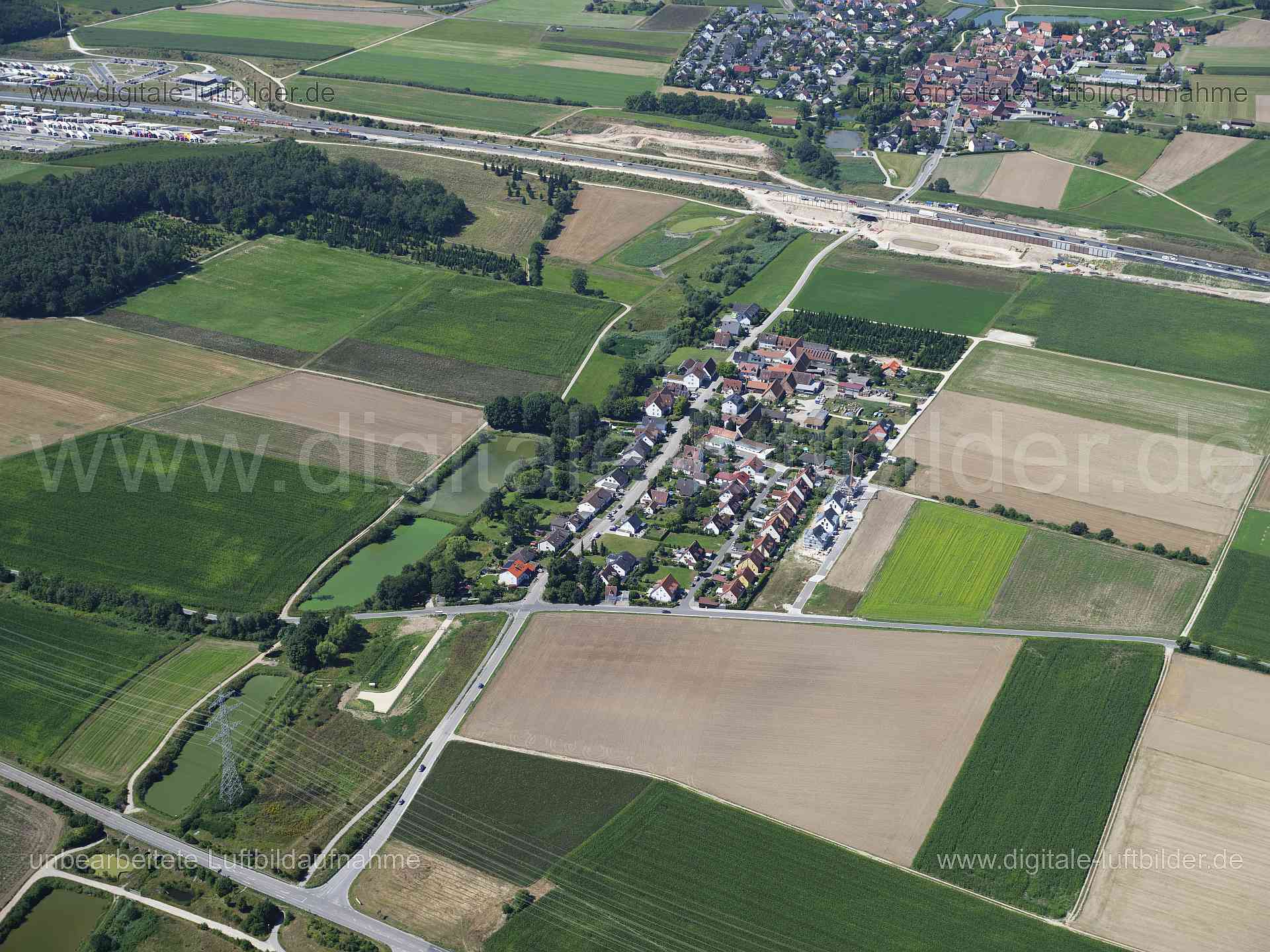 Luftaufnahme Häusling in Erlangen | Mittelfranken, Bayern