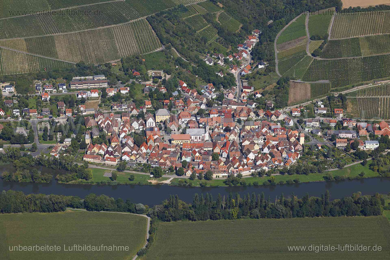 Luftaufnahme Frickenhausen am Main in Frickenhausen am Main | Unterfranken, Bayern