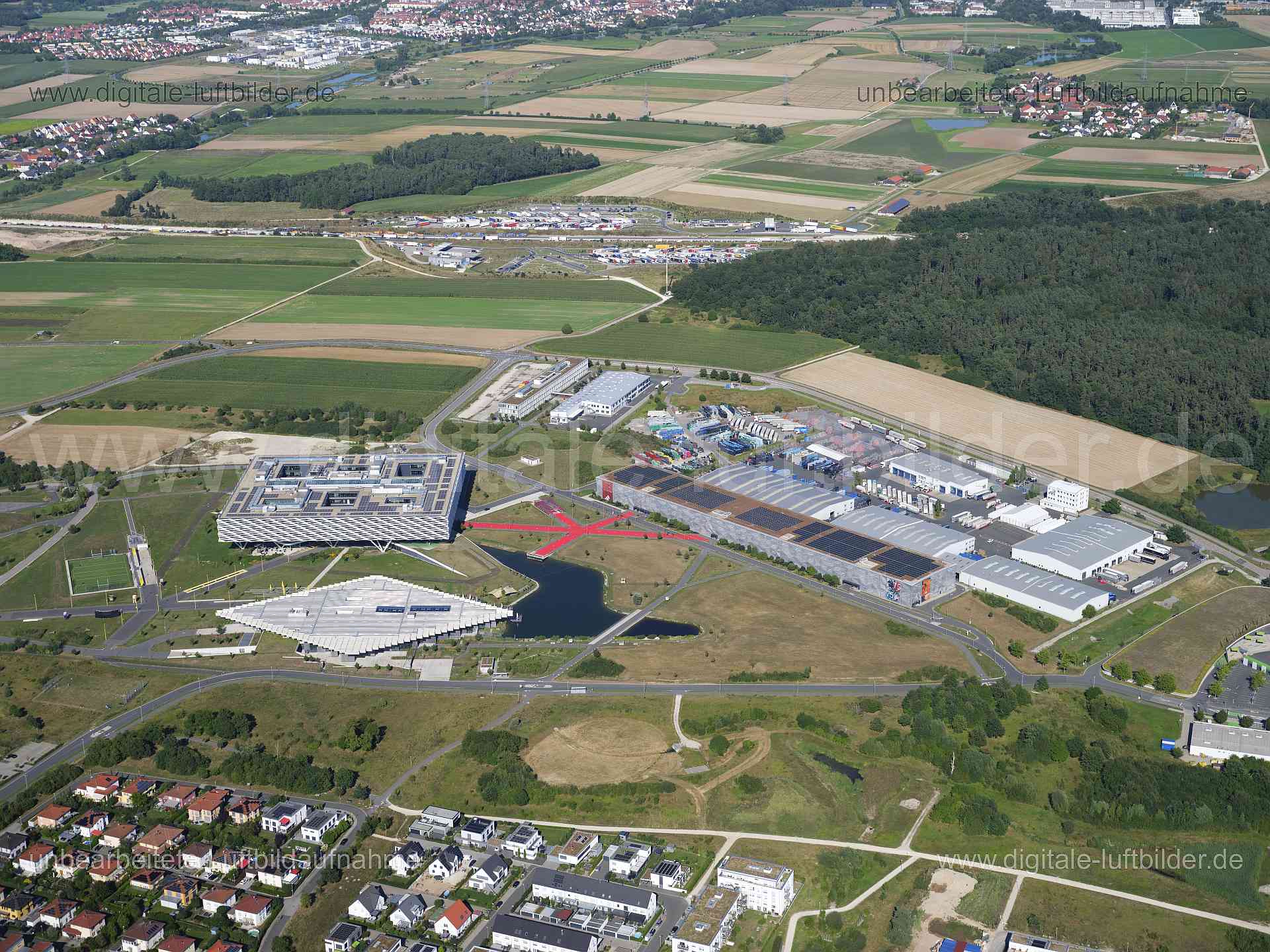 Luftaufnahme Herzo Base in Herzogenaurach | Mittelfranken, Bayern
