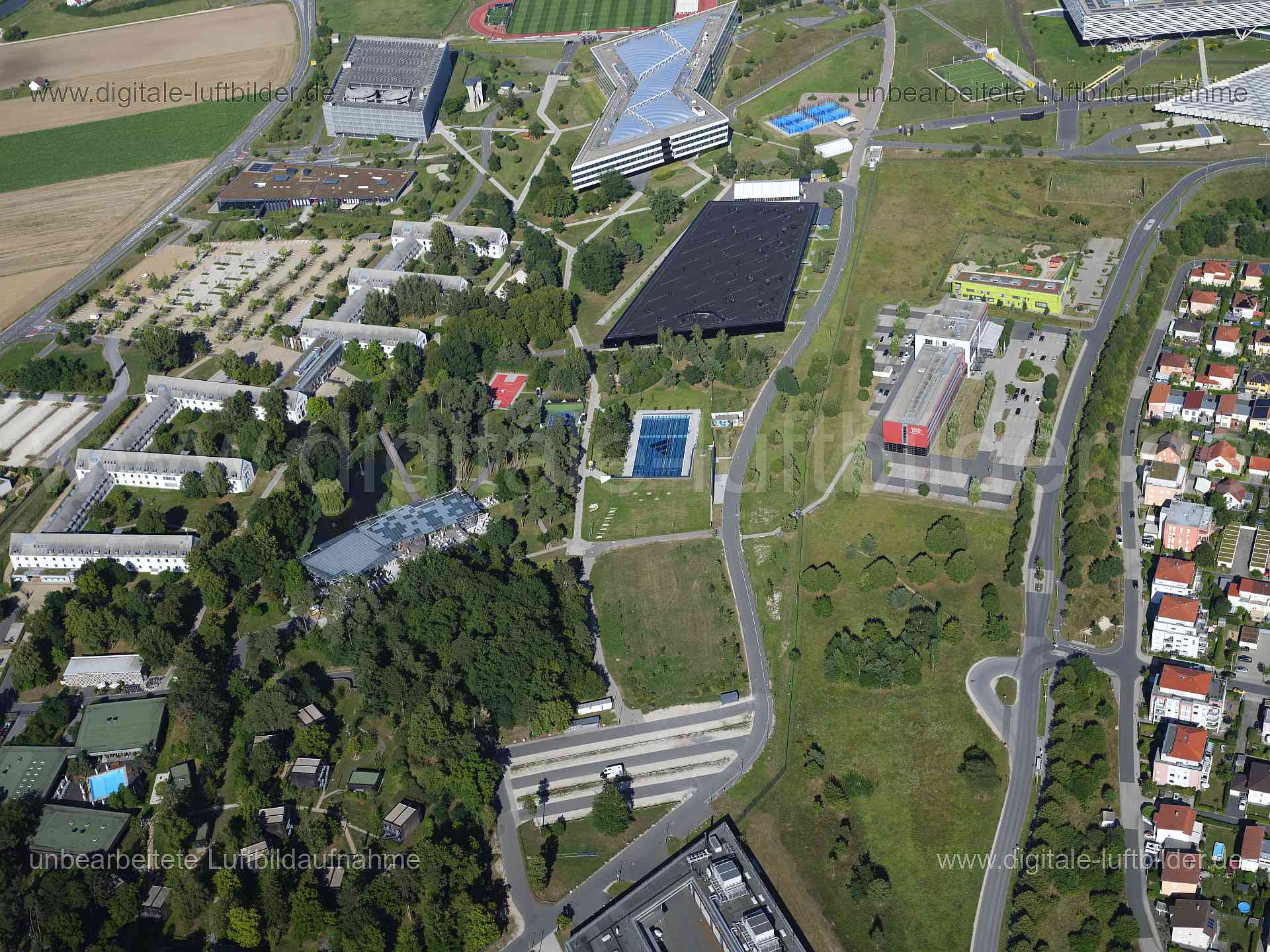 Luftaufnahme Herzo Base in Herzogenaurach | Mittelfranken, Bayern