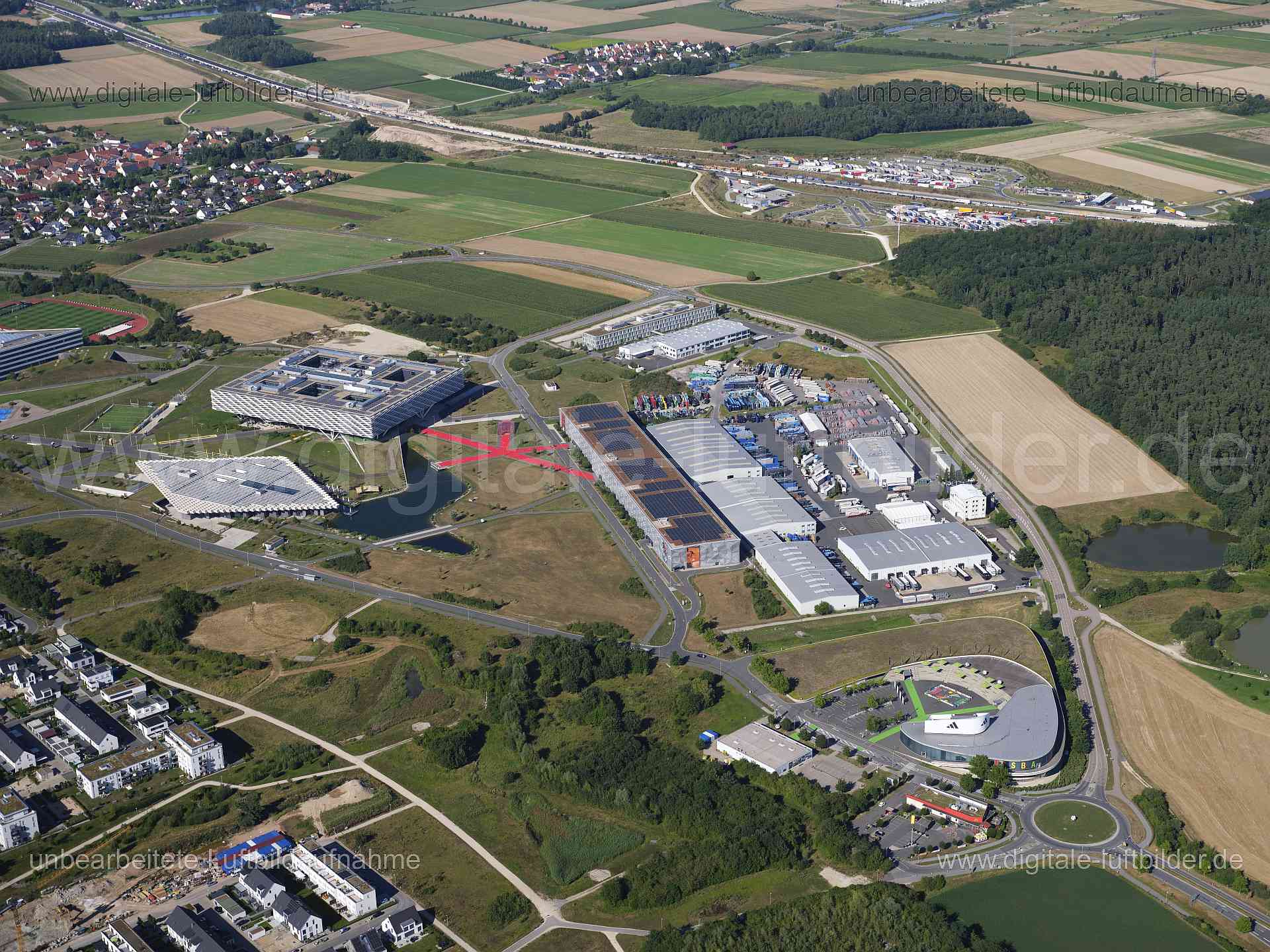 Luftaufnahme Herzo Base in Herzogenaurach | Mittelfranken, Bayern