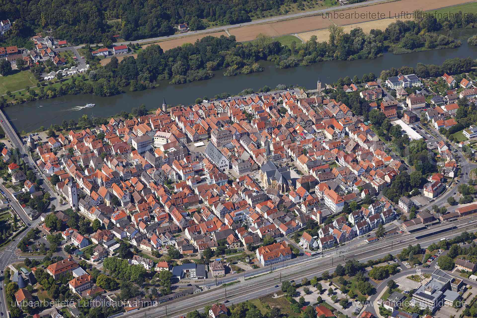 Luftaufnahme Karlstadt - Altstadt in Karlstadt | Unterfranken, Bayern