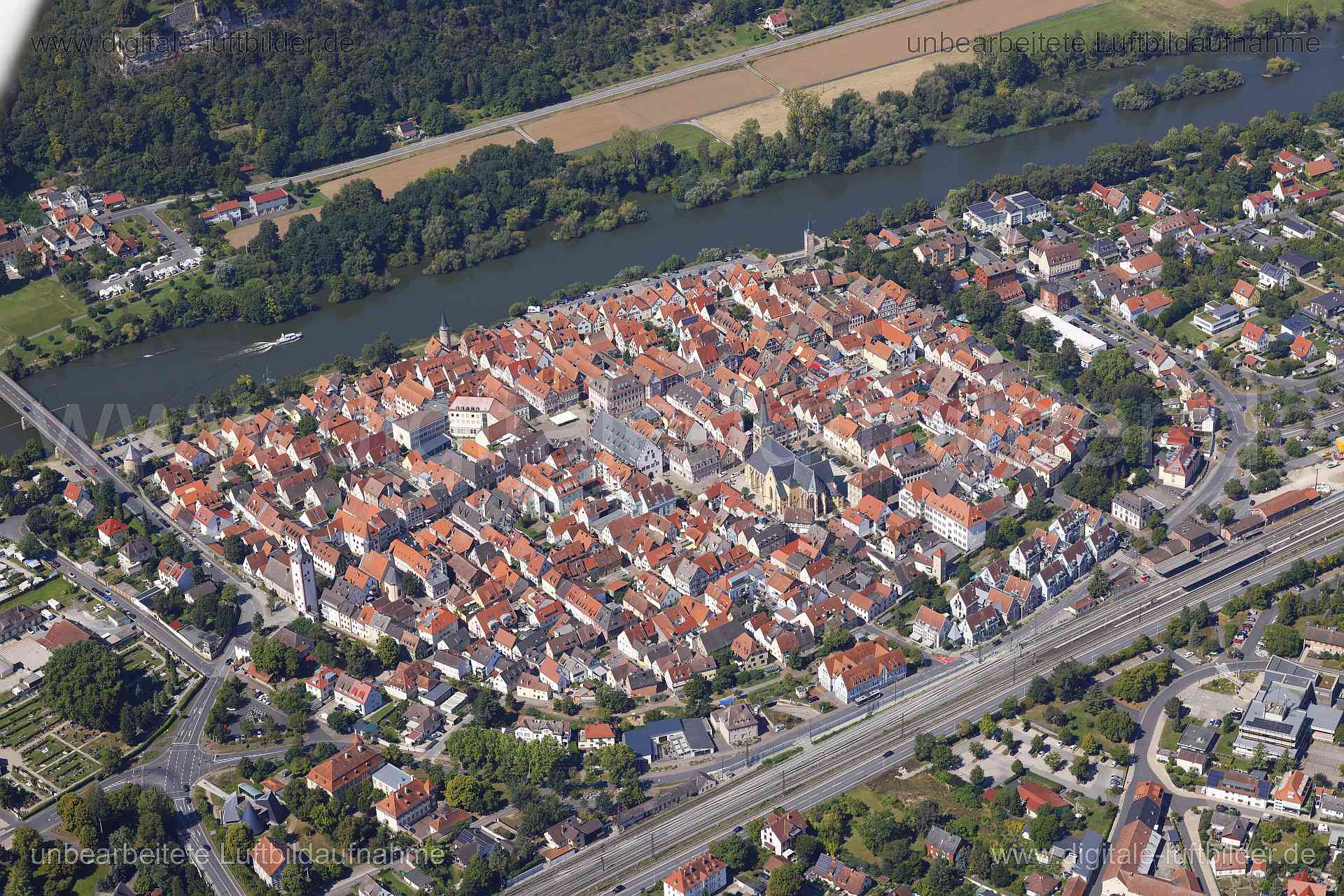 Luftaufnahme Karlstadt - Altstadt in Karlstadt | Unterfranken, Bayern