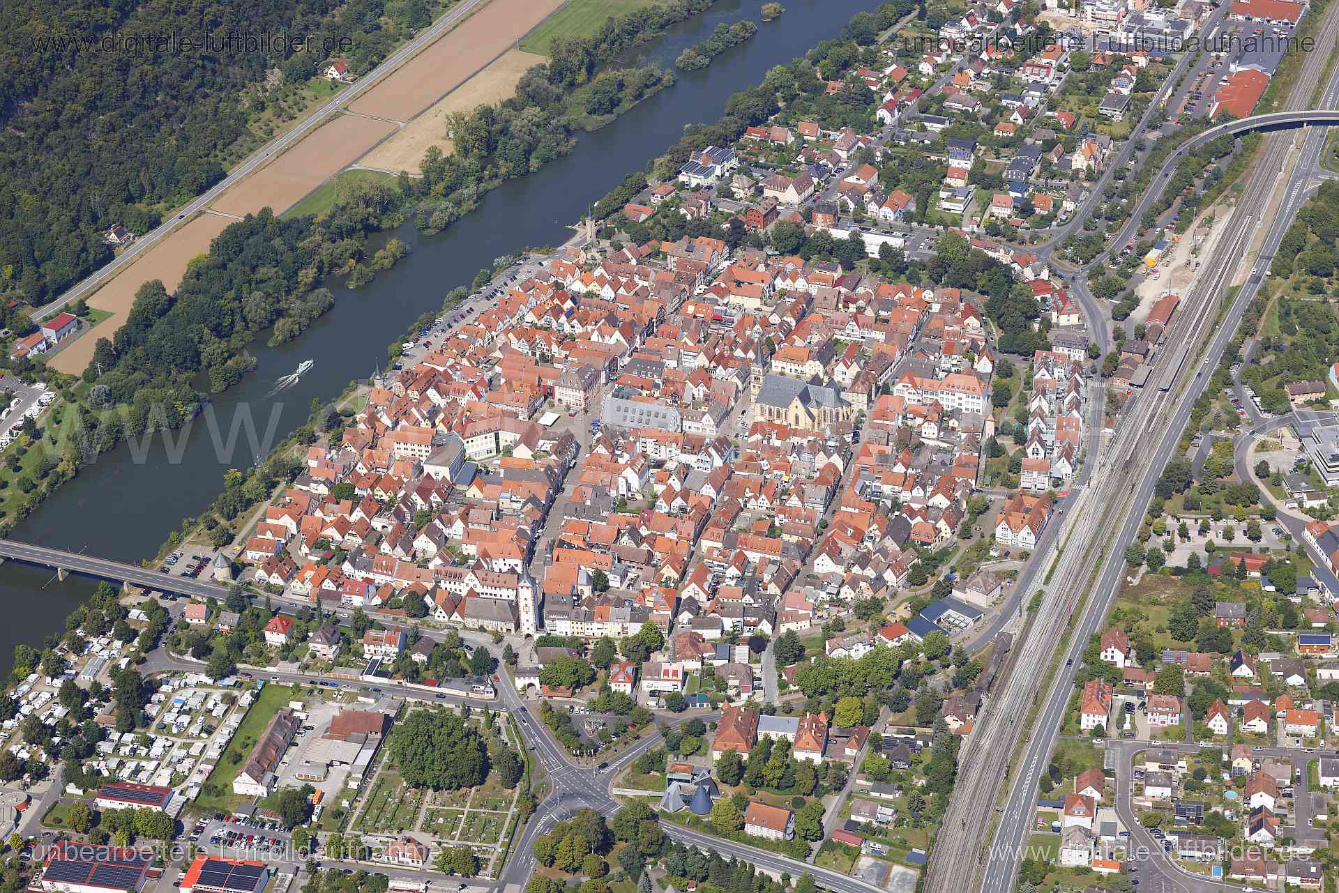 Luftaufnahme Karlstadt - Altstadt in Karlstadt | Unterfranken, Bayern