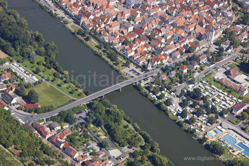 Luftaufnahme Karlstadt - Mainbrücke in Karlstadt | Unterfranken, Bayern