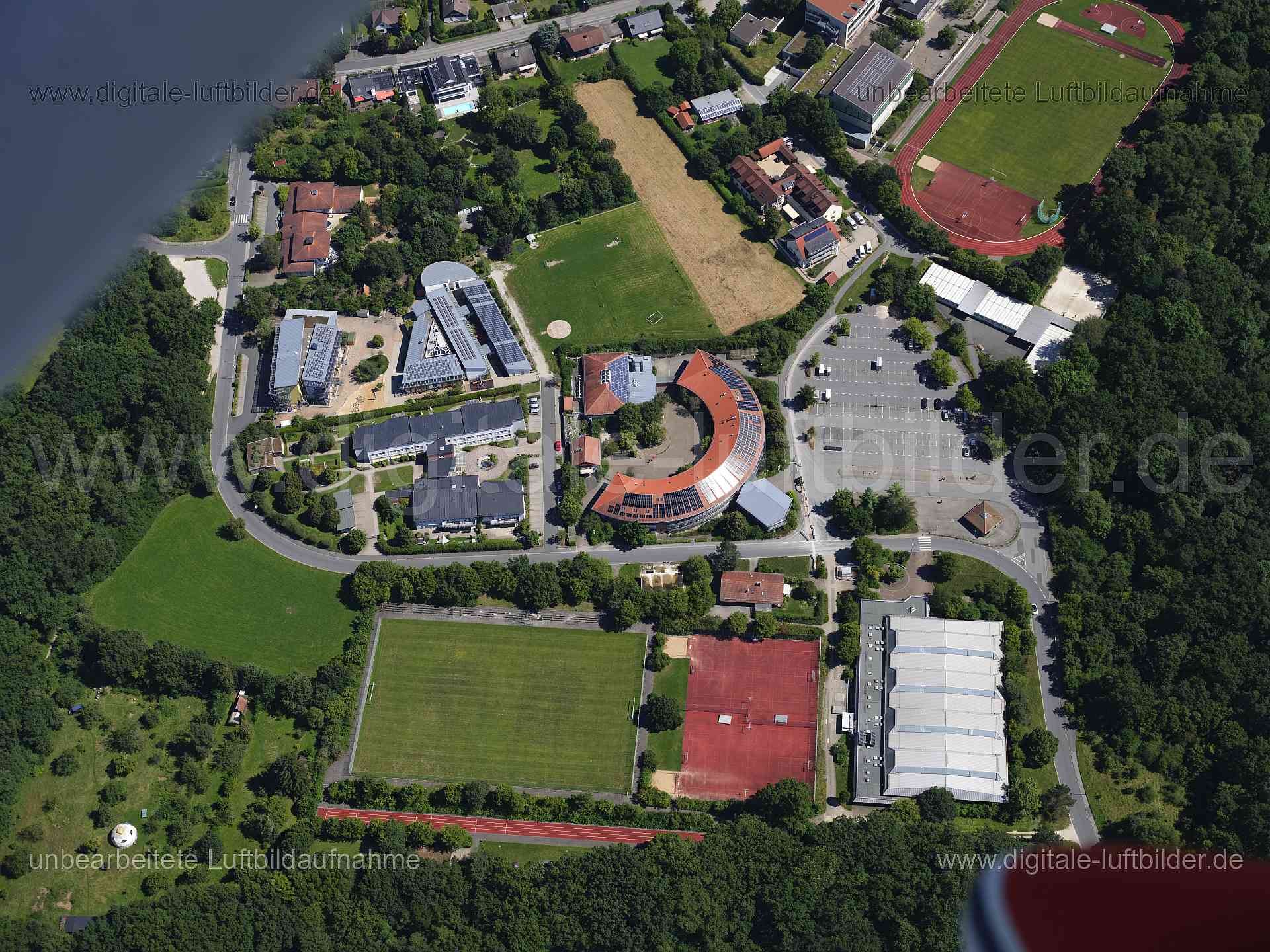 Luftaufnahme Montessorischule Lauf in Lauf an der Pegnitz | Mittelfranken, Bayern