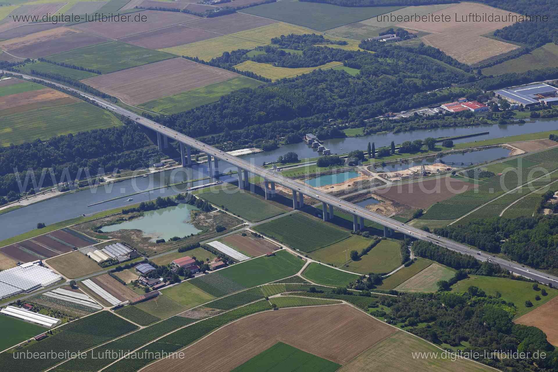 Luftaufnahme Mainbrücke Marktbreit in Marktbreit | Unterfranken, Bayern