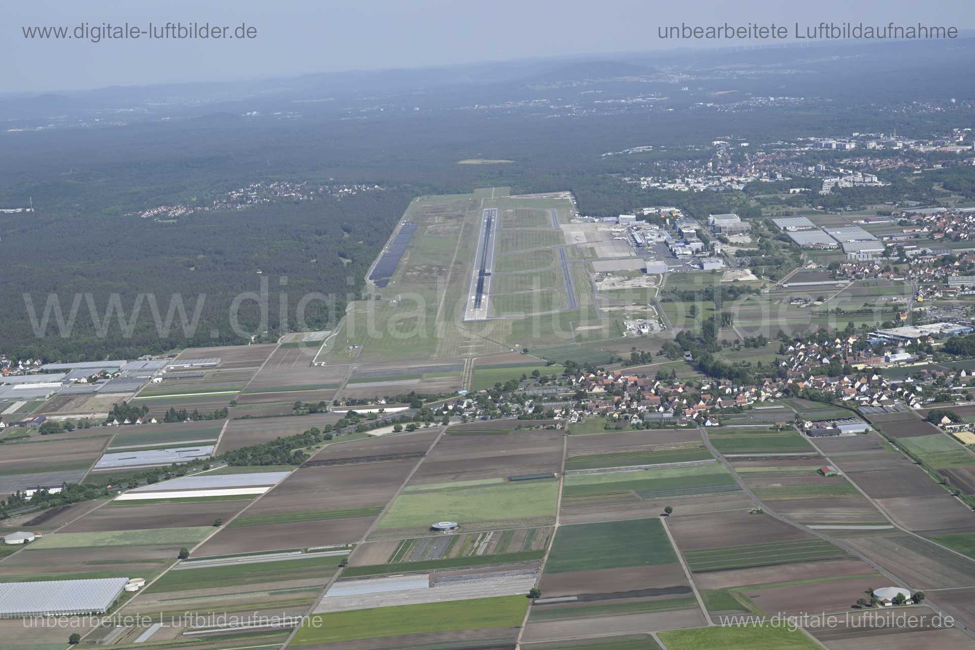 Luftaufnahme Albrecht-Dürer-Airport in Nürnberg | Mittelfranken, Bayern