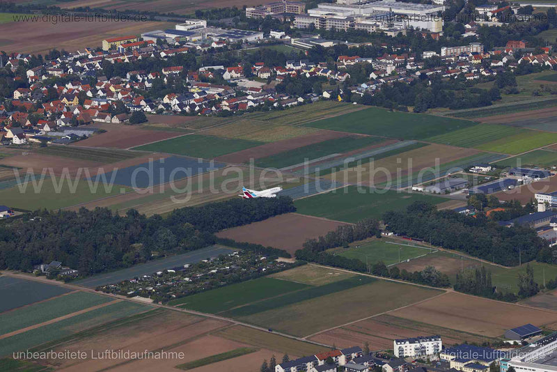 Luftaufnahme Landeanflug in Nürnberg | Mittelfranken, Bayern