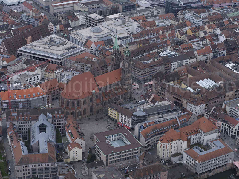 Luftaufnahme Lorenzkirche in Nürnberg | Mittelfranken, Bayern