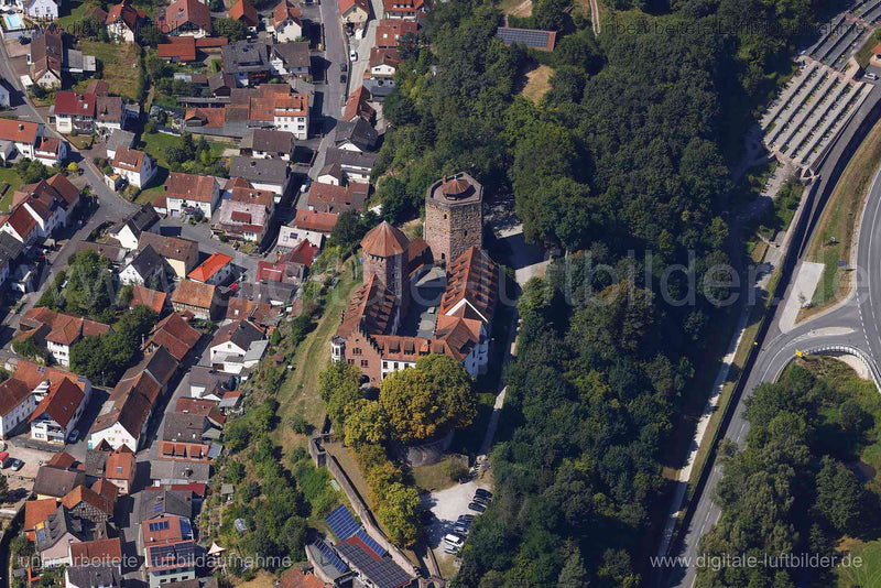 Luftaufnahme Burg Rieneck in Rieneck | Unterfranken, Bayern