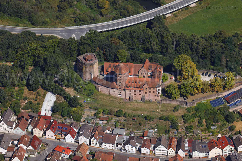 Luftaufnahme Burg Rieneck in Rieneck | Unterfranken, Bayern