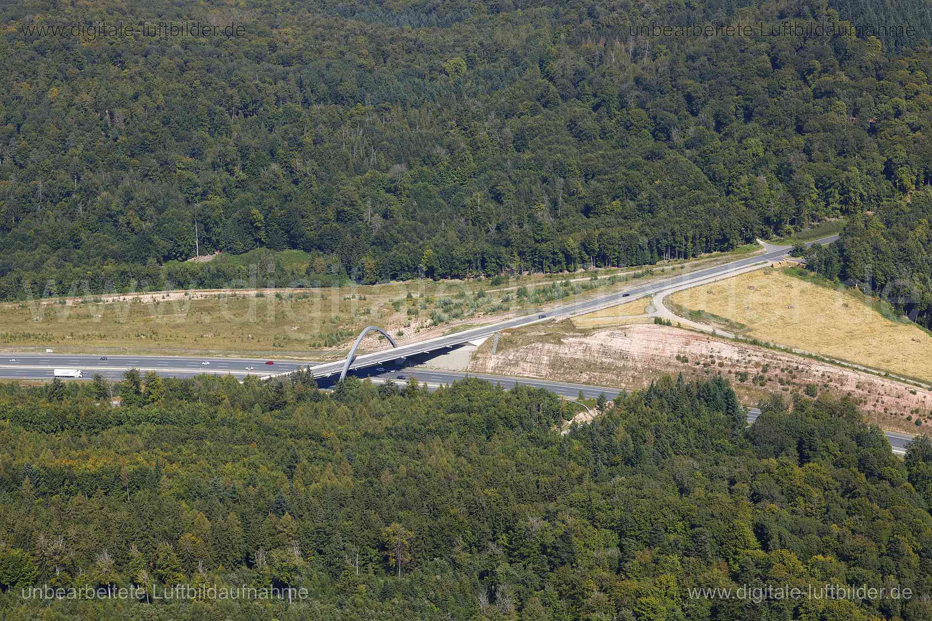 luftbild-autobahn-a3