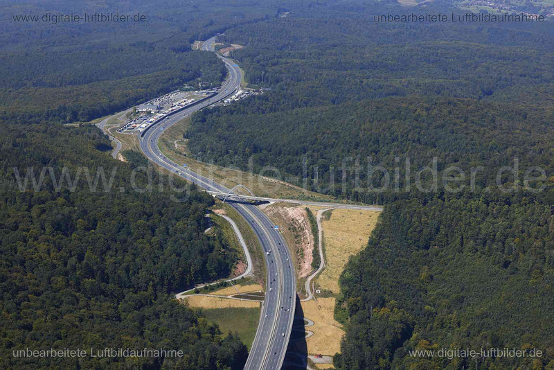 Luftaufnahme Autobahn A3 - Rohrbrunn in Weibersbrunn | Unterfranken, Bayern