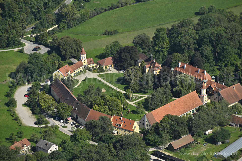 Luftaufnahme Schloss Blumenthal in Aichach | Schwaben, Bayern