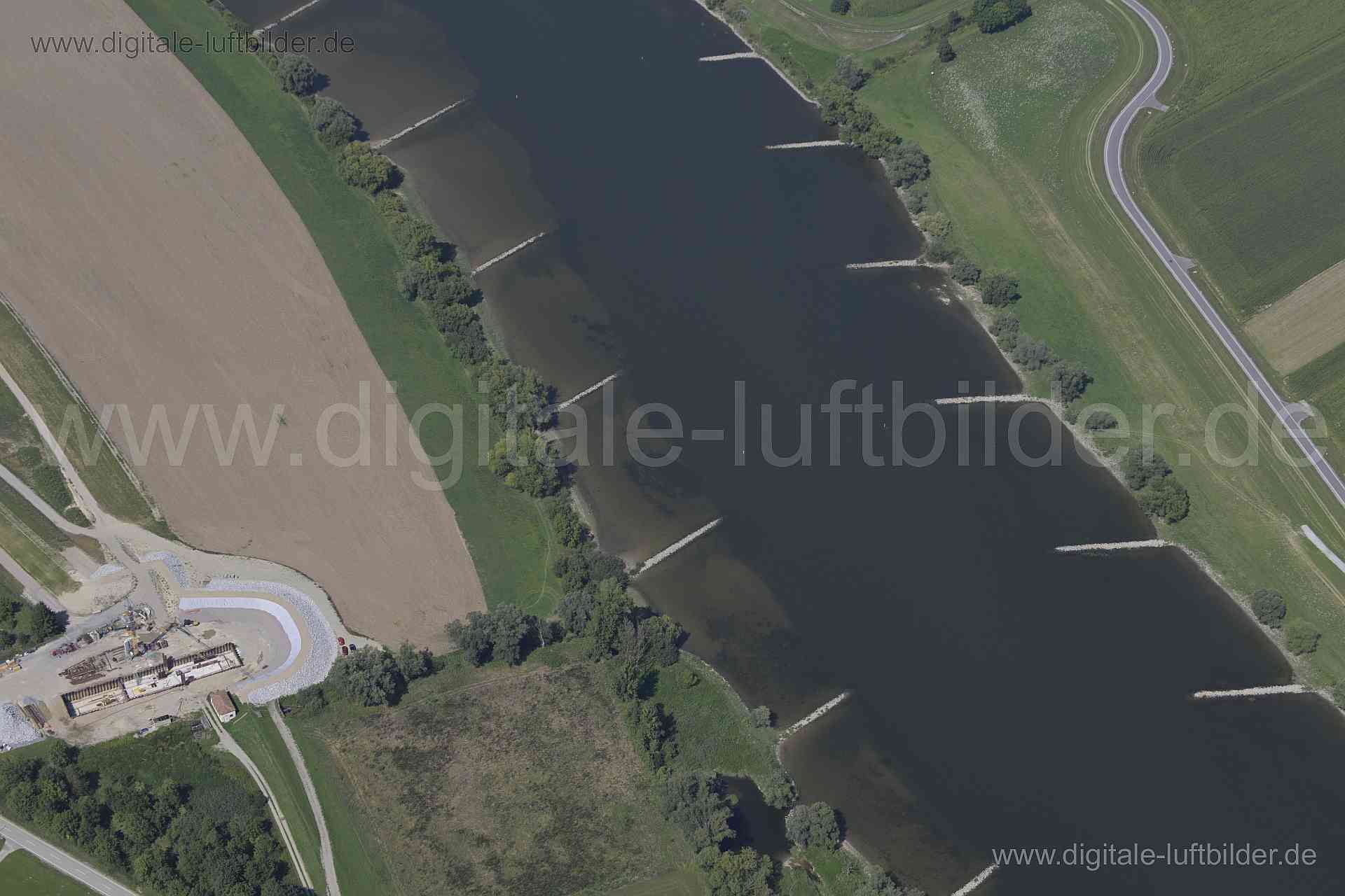 Luftaufnahme Ainbrach in Aiterhofen | Niederbayern, Bayern