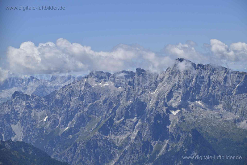 Luftbild Voralpenland mit See – Oberbayern