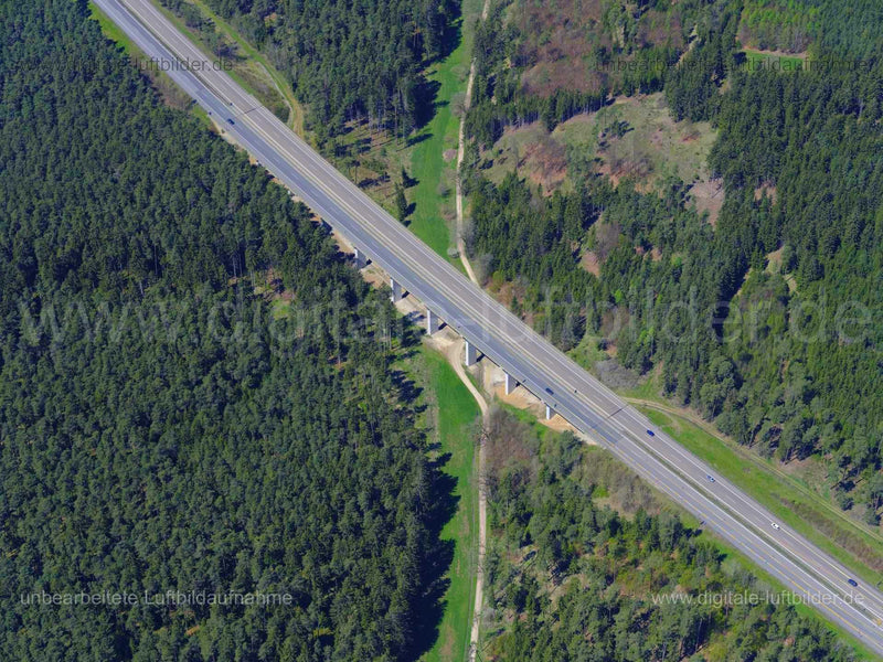 Luftaufnahme Autobahn A6 Amberg-Süd in Amberg | Oberpfalz, Bayern