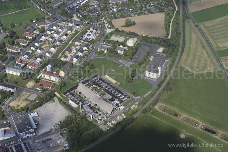 Luftaufnahme Glasmacherkathedrale (Gropius-Bau) in Amberg | Oberpfalz, Bayern