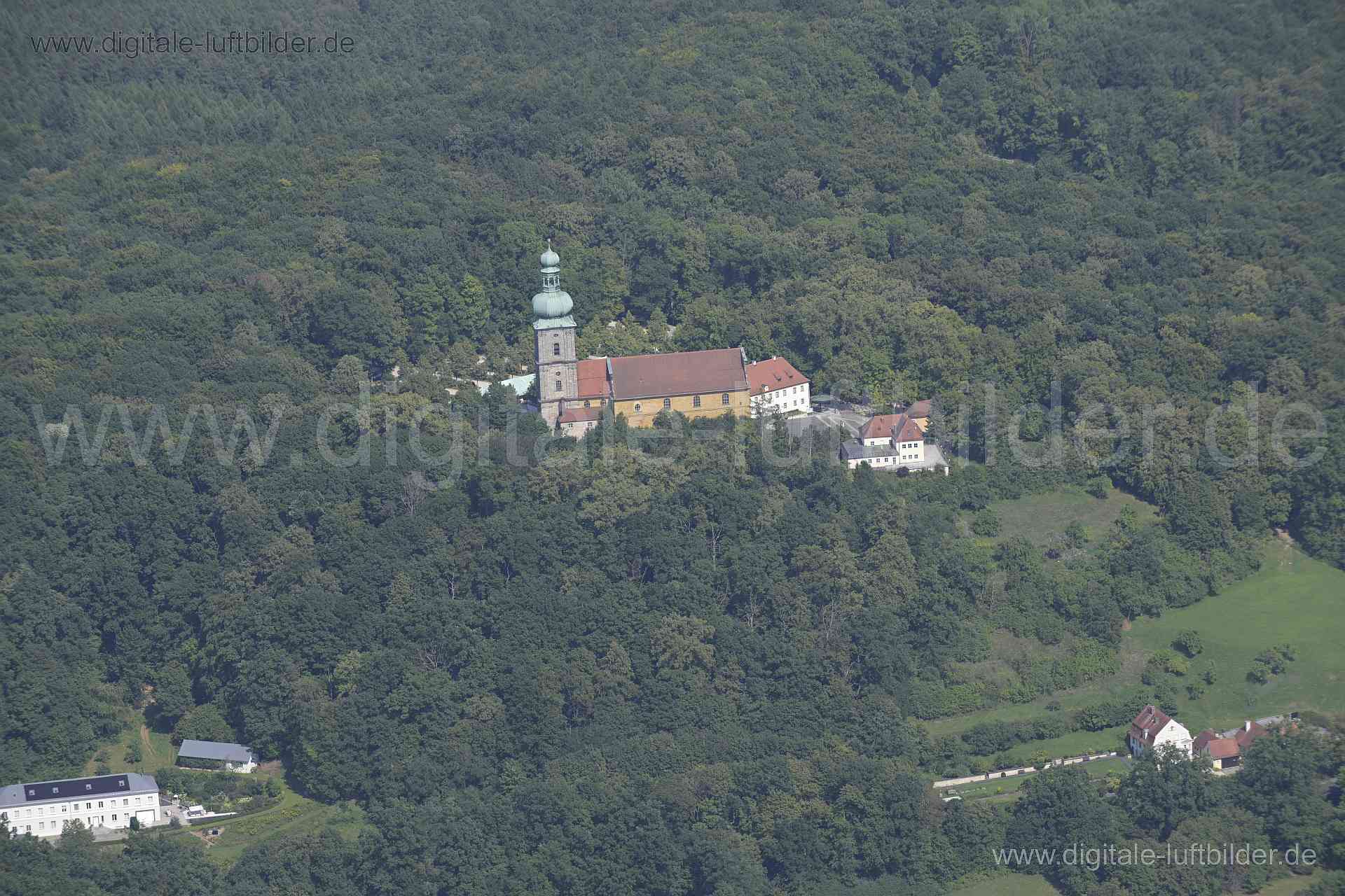 Luftaufnahme Maria Hilf Kirche in Amberg | Oberpfalz, Bayern