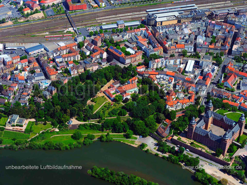 Luftaufnahme Kapuzinerkirche in Aschaffenburg | Unterfranken, Bayern