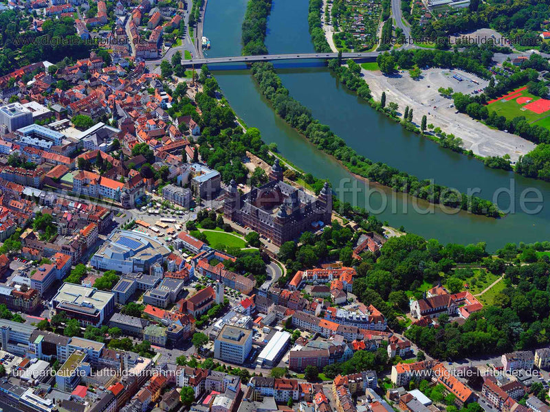 Luftaufnahme Schloss Johannisburg in Aschaffenburg | Unterfranken, Bayern