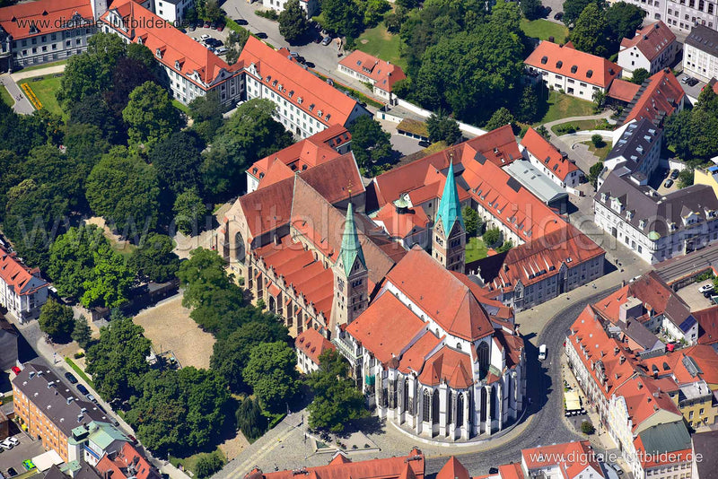 Luftaufnahme Augsburger Dom in Augsburg | Schwaben, Bayern