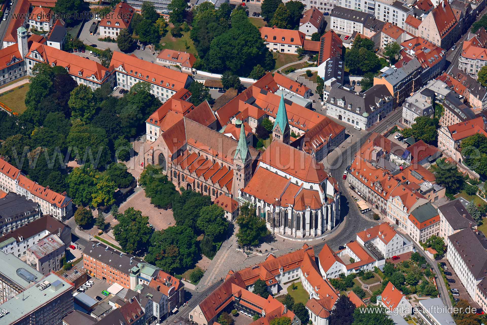 Luftaufnahme Augsburger Dom in Augsburg | Schwaben, Bayern