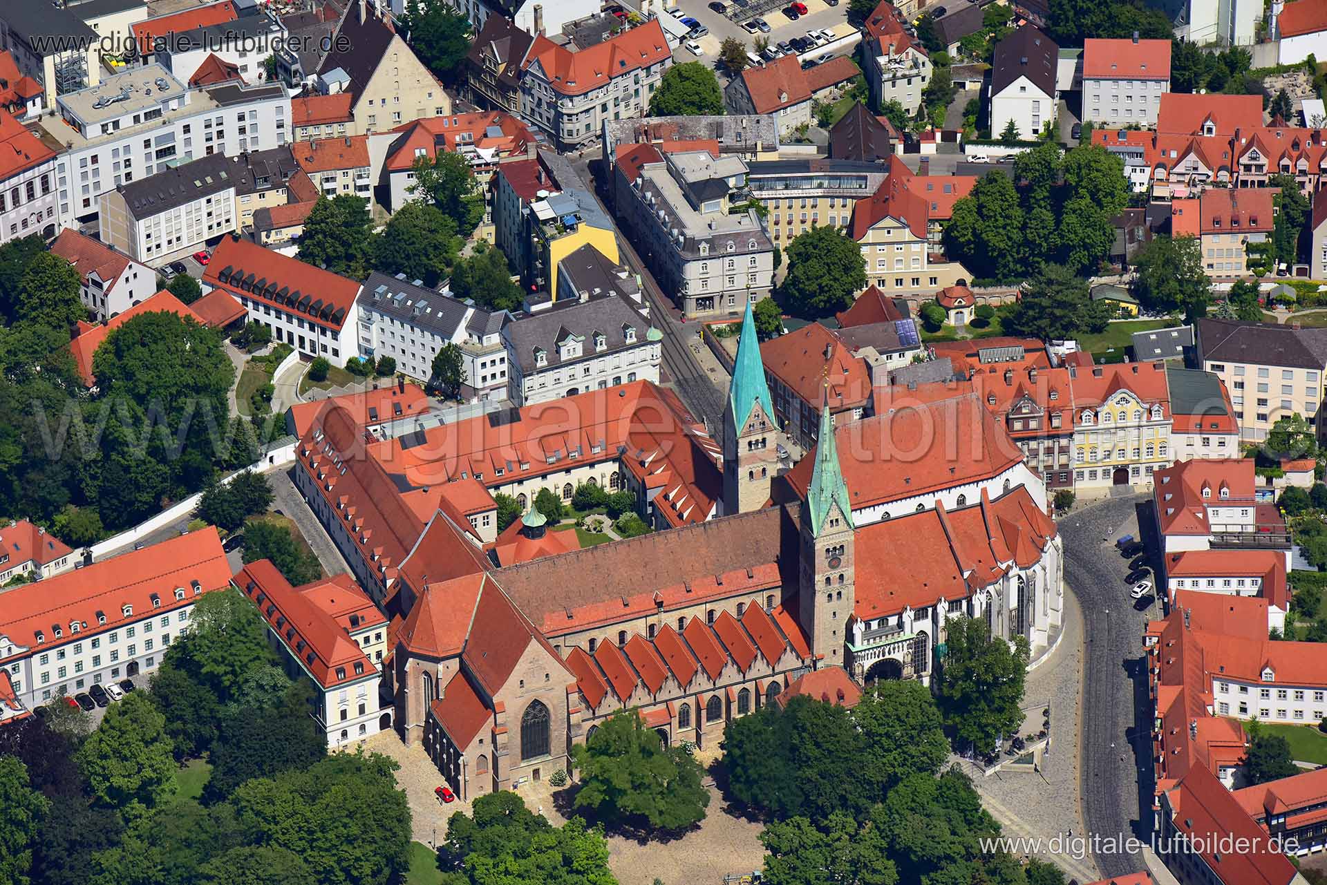 Luftaufnahme Augsburger Dom in Augsburg | Schwaben, Bayern