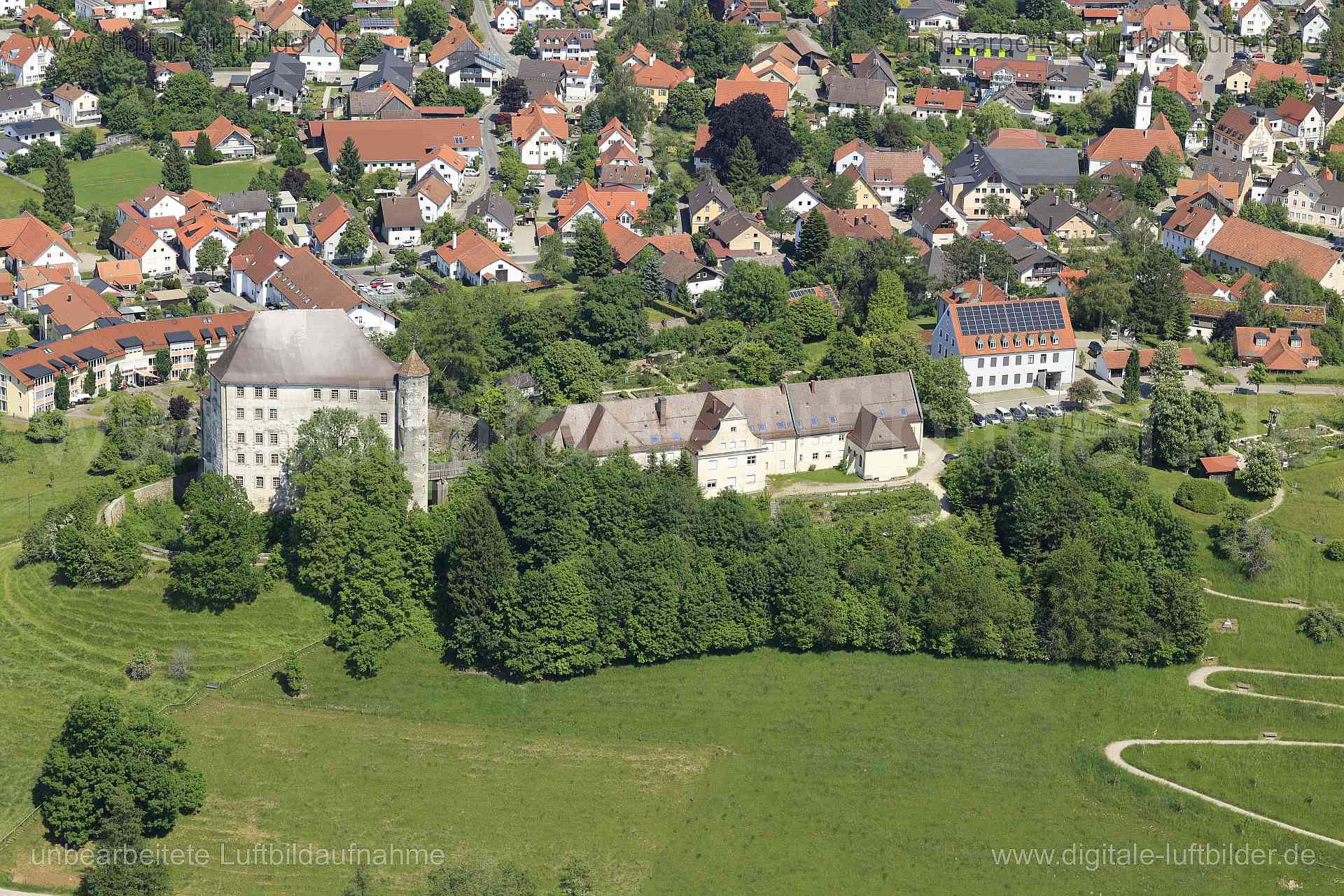 Luftbild - Hohes Schloss, Ort: Bad Grönenbach, Tags: Hohes Schloss, Burgen & Schlösser, ...