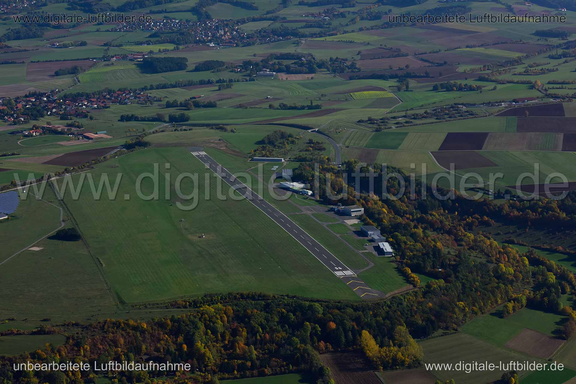 Luftaufnahme Airport in Bayreuth | Oberfranken, Bayern