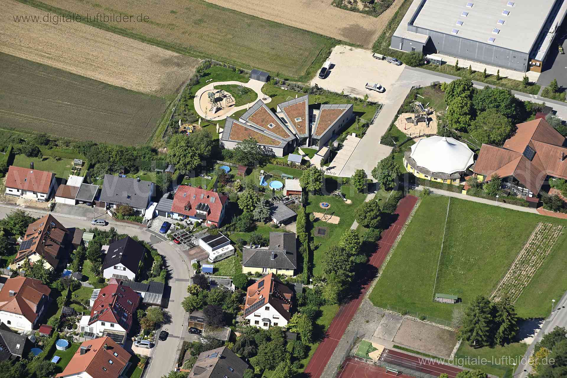 Luftaufnahme Die Kinderarche in Burgthann in Burgthann | Mittelfranken, Bayern