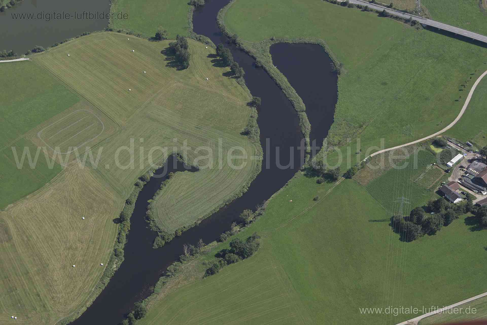 Luftaufnahme Flusslauf Regen in Cham | Oberpfalz, Bayern