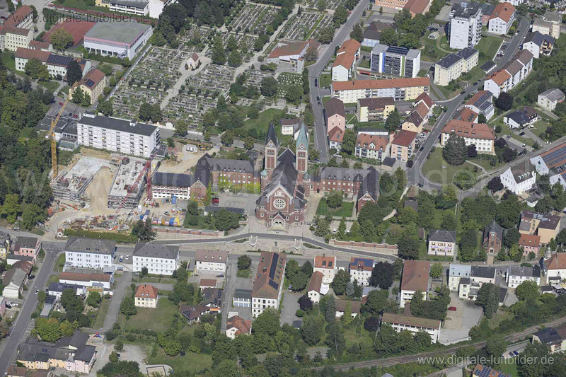 Luftaufnahme Klosterkirche Maria Hilf in Cham | Oberpfalz, Bayern