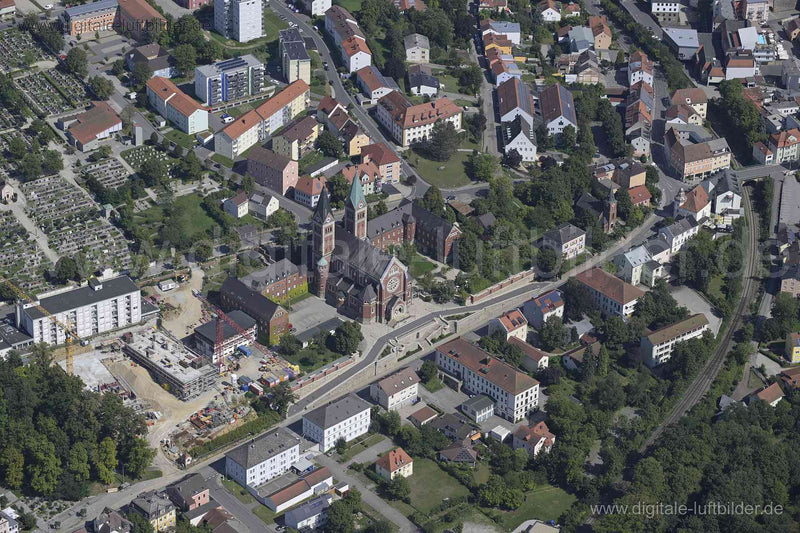 Luftaufnahme Klosterkirche Maria Hilf in Cham | Oberpfalz, Bayern