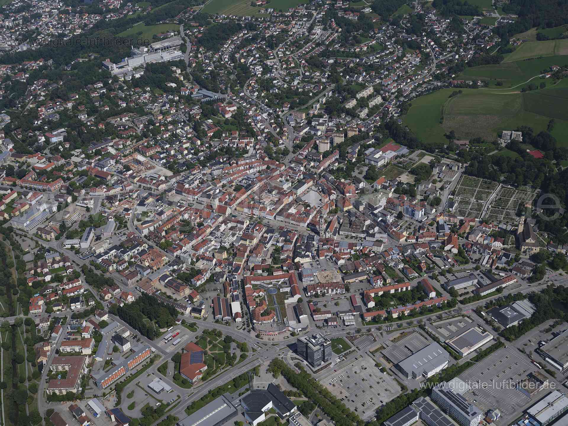 Luftaufnahme Deggendorf in Deggendorf | Niederbayern, Bayern