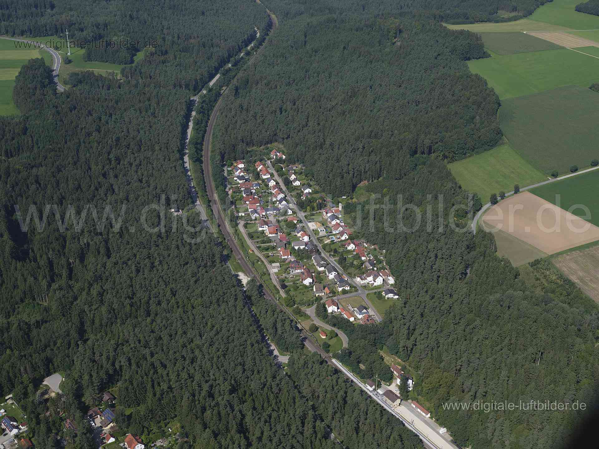 Luftaufnahme Deining Bahnhof in Deining | Oberpfalz, Bayern