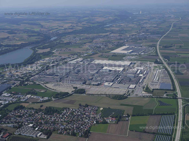 Luftaufnahme BMW Werk Dingolfing in Dingolfing | Niederbayern, Bayern