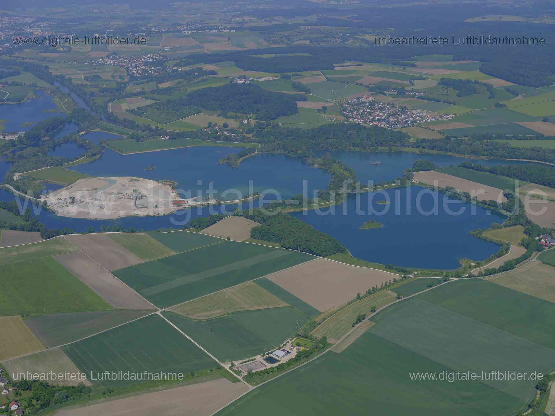 Luftbild - Alte Donau, Ort: Donauwörth, Tags: Alte Donau, See, Gewässer, Donau, Fluss, Flusslauf, ...