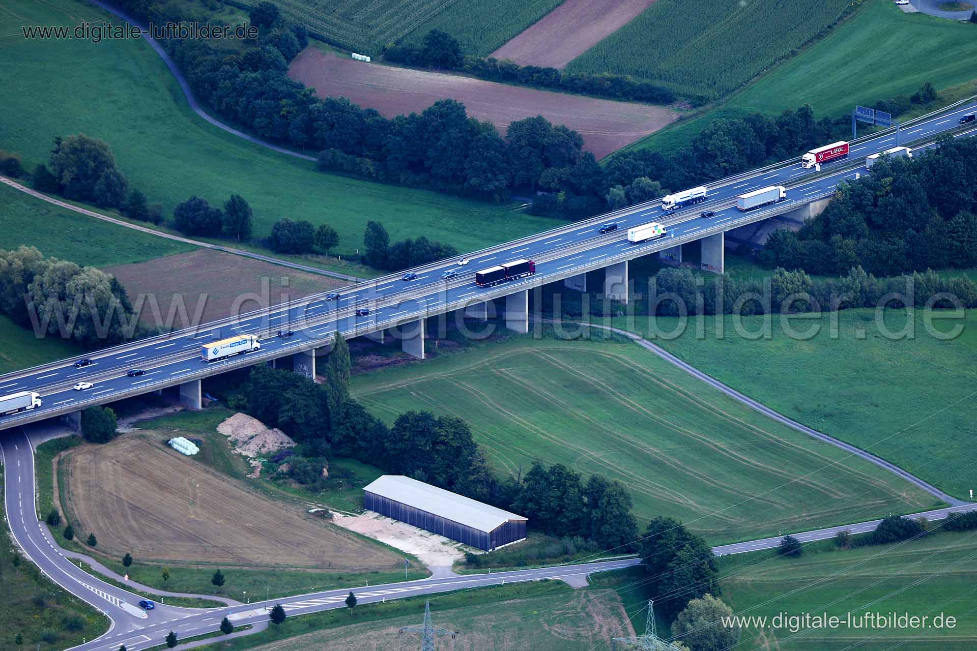 Luftaufnahme Autobahnbrücke in Erlangen | Mittelfranken, Bayern