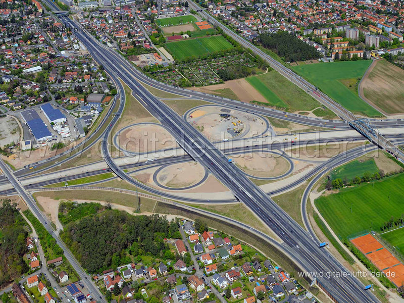 Luftaufnahme Autobahnkreuz A3 / A73 in Erlangen | Mittelfranken, Bayern