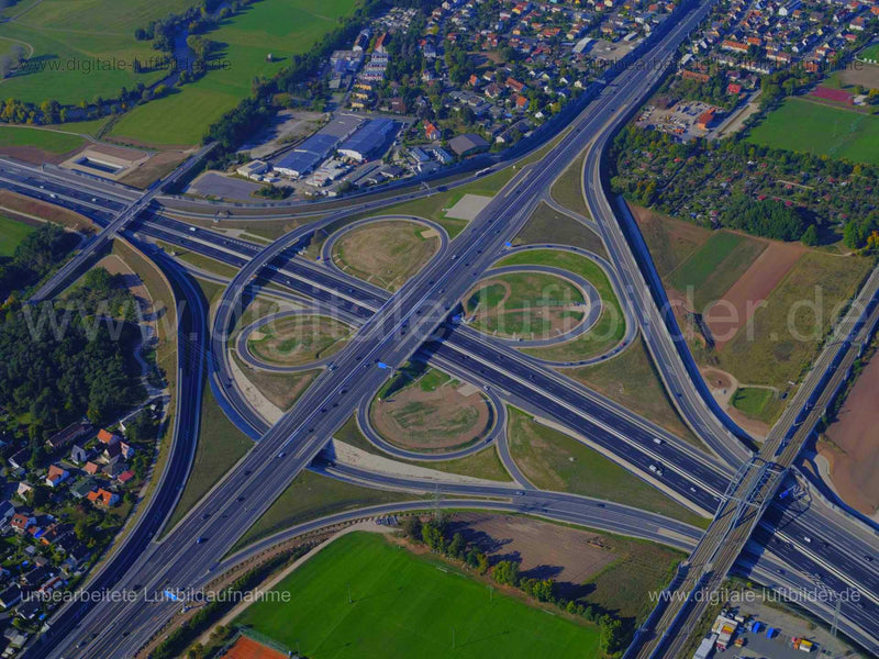 Luftaufnahme Autobahnkreuz A3 / A73 in Erlangen | Mittelfranken, Bayern
