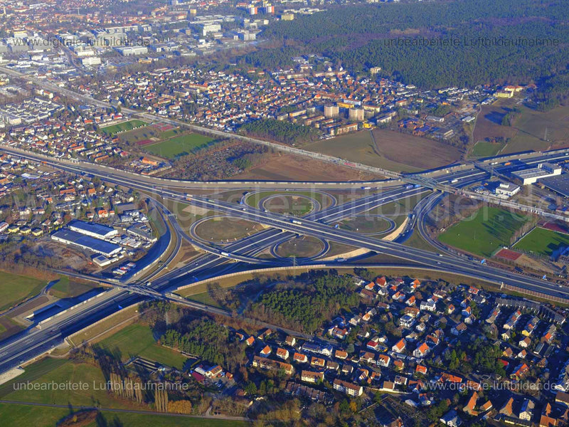 Luftaufnahme Autobahnkreuz A3 / A73 in Erlangen | Mittelfranken, Bayern