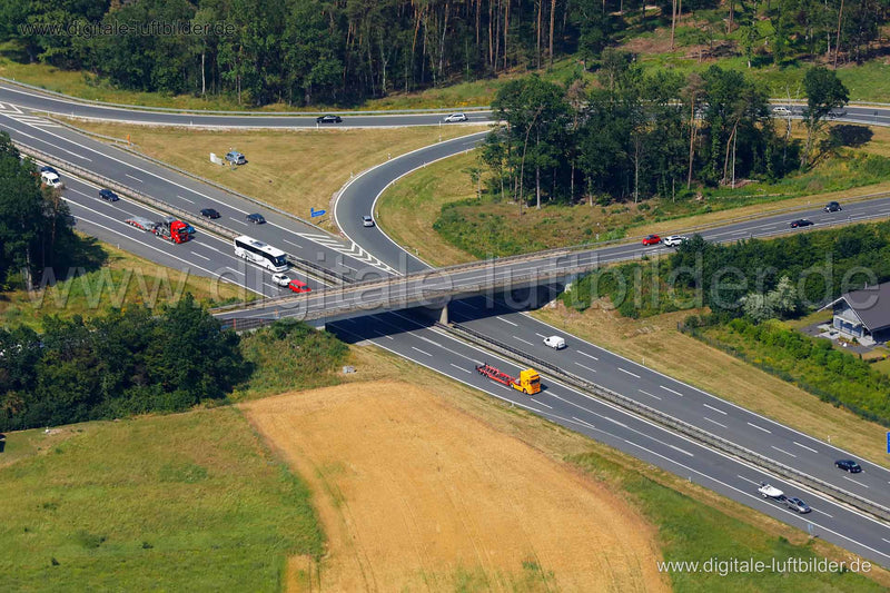 Luftaufnahme Brücke Erlangen West in Erlangen | Mittelfranken, Bayern