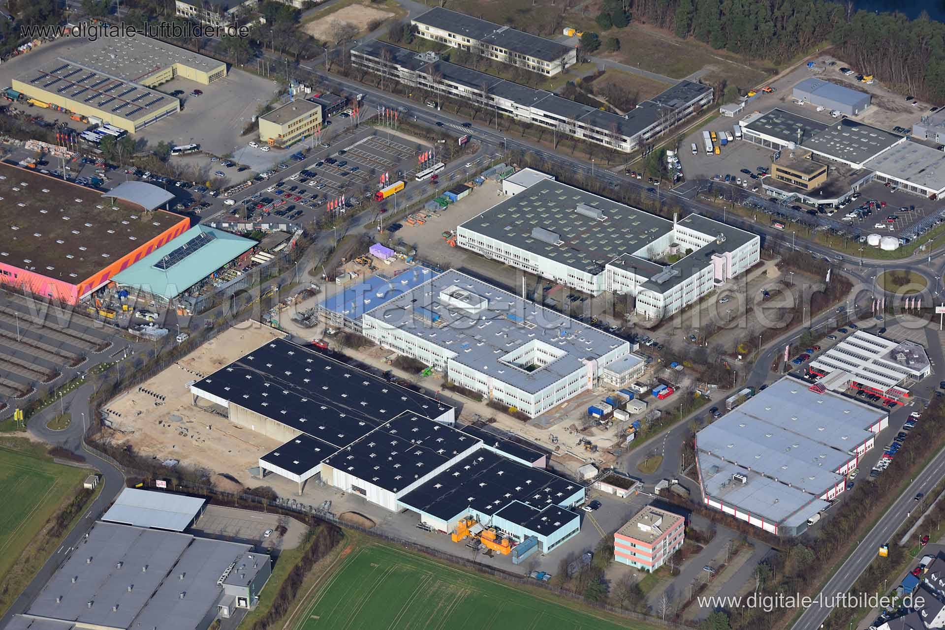 Luftaufnahme Gewerbegebiet Hutacker in Erlangen | Mittelfranken, Bayern