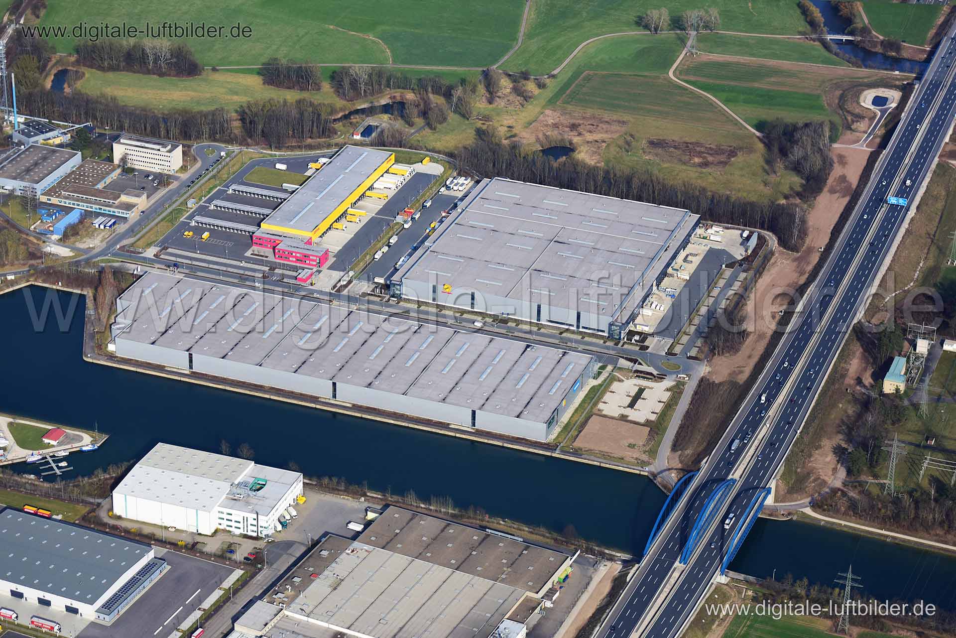 Luftaufnahme Gewerbegebiet Zeppelinstraße in Erlangen | Mittelfranken, Bayern